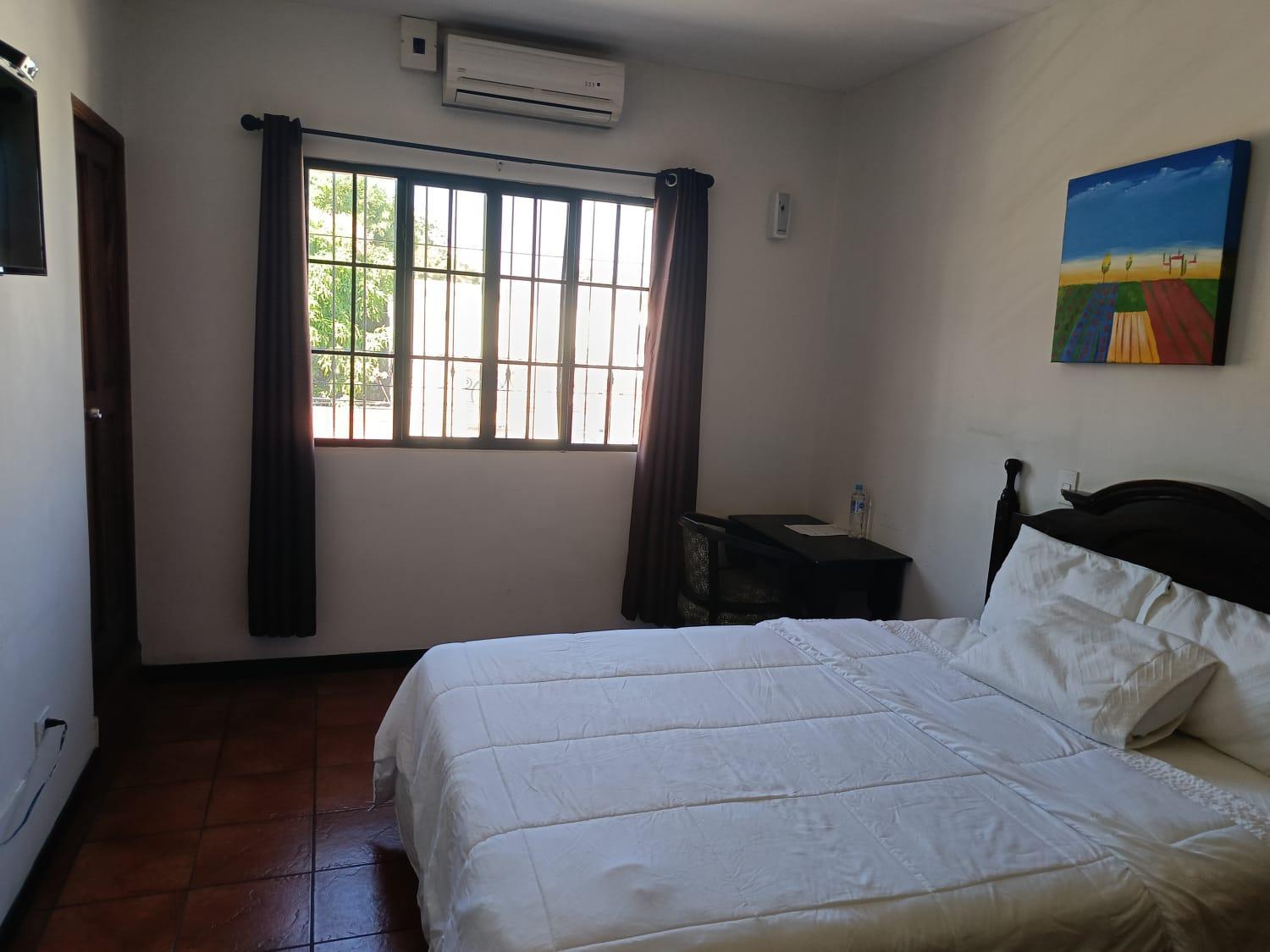 Hotel Villa Antigua ซานซัลวาดอร์ ภายนอก รูปภาพ