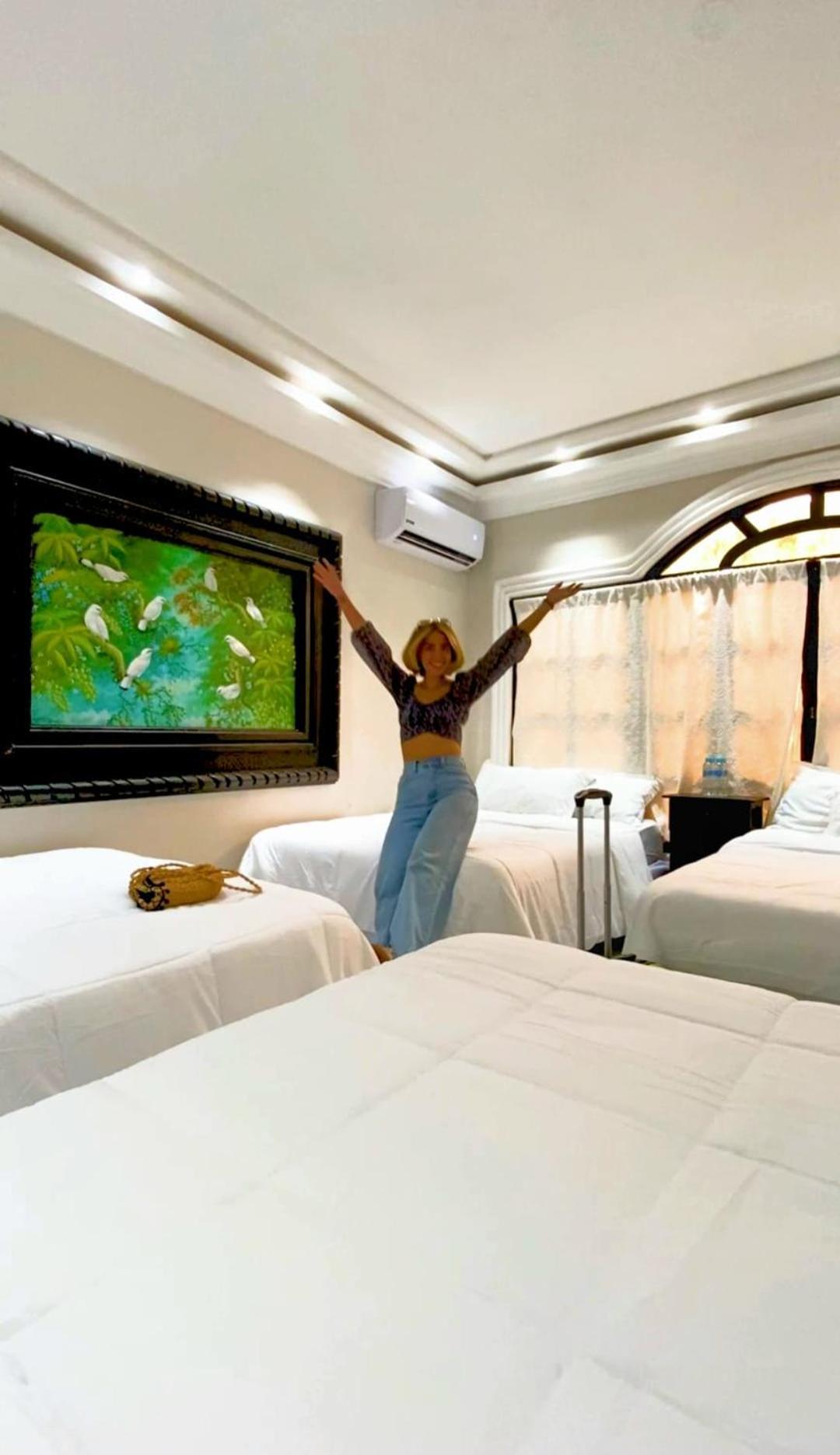 Hotel Villa Antigua ซานซัลวาดอร์ ภายนอก รูปภาพ